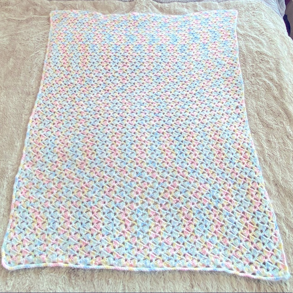 Vintage Granny Crochet Knit Pastel Pink Blue Green Yellow Afghan Baby Blanket